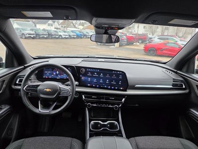 2024 Chevrolet Traverse LT