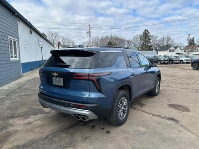 2024 Chevrolet Traverse LT
