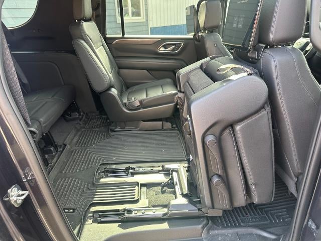 2023 Chevrolet Suburban LT