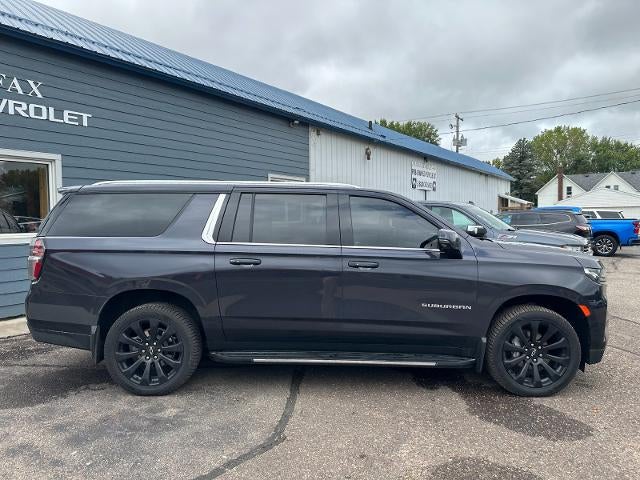 2023 Chevrolet Suburban LT
