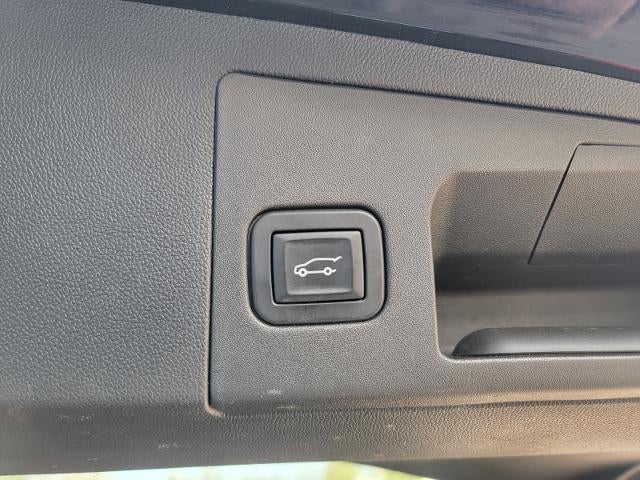 2017 Cadillac XT5 Luxury AWD