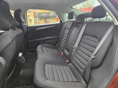 2015 Ford Fusion SE