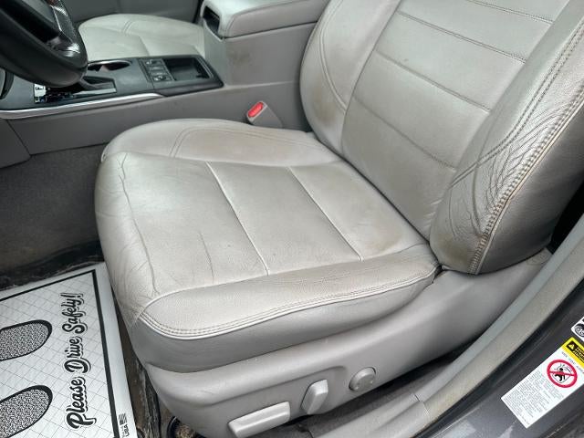 2016 Toyota Camry Hybrid LE