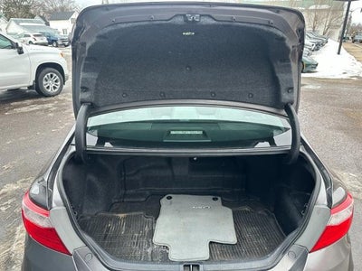 2016 Toyota Camry Hybrid LE