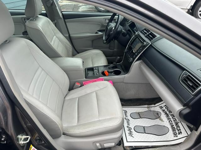 2016 Toyota Camry Hybrid LE