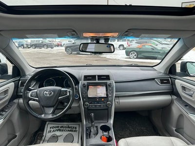 2016 Toyota Camry Hybrid LE