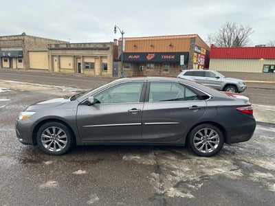 2016 Toyota Camry Hybrid LE